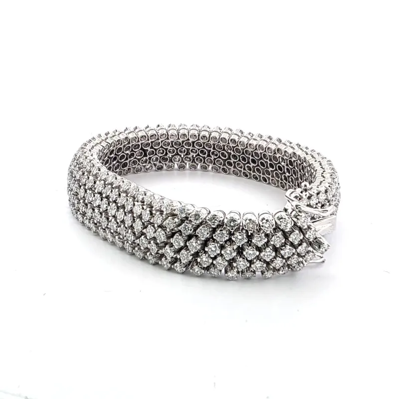 Bracelet souple en or blanc 18 ct et diamants 7,50 ct made by 58 Facettes