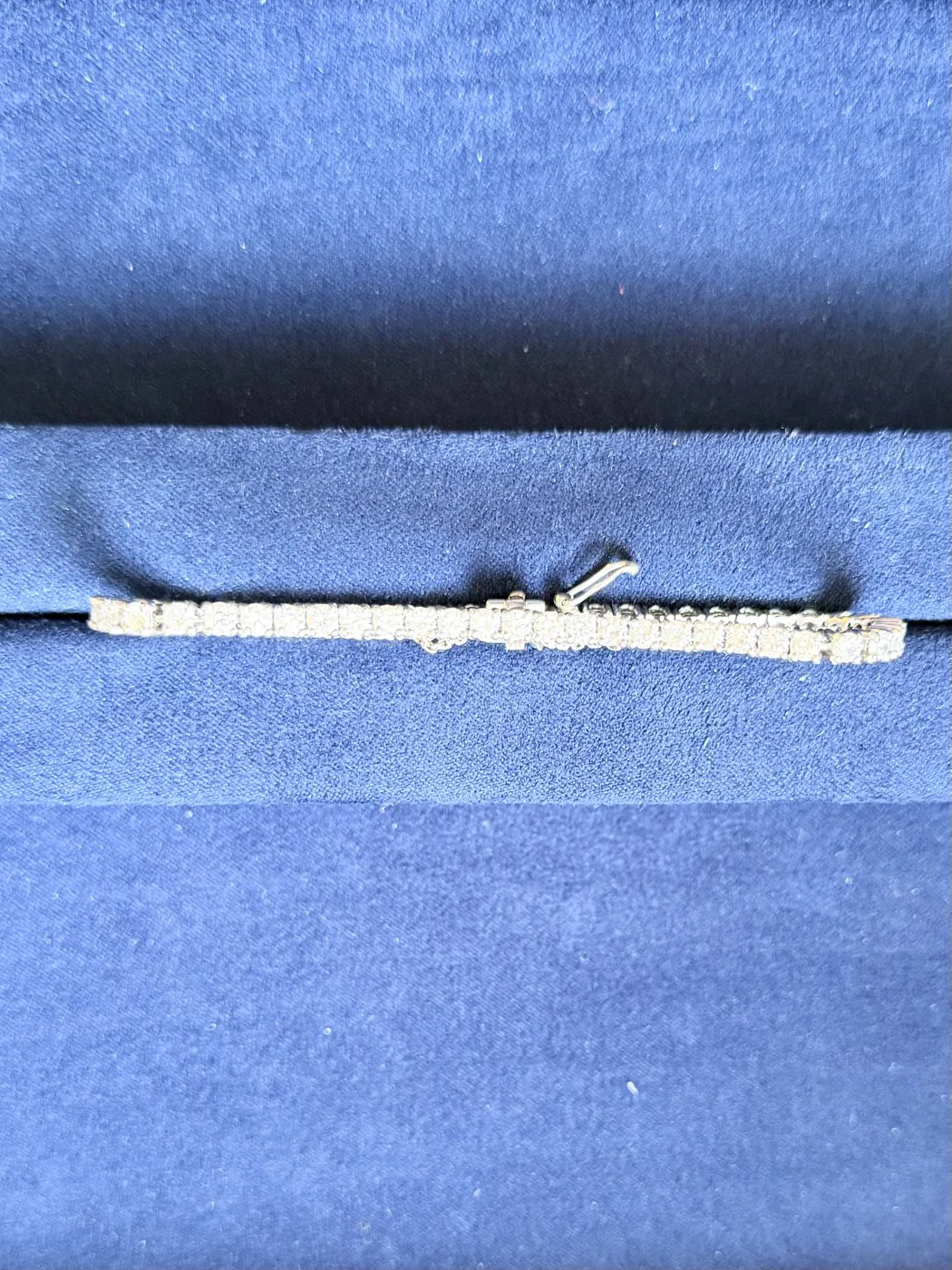 Bracelet ligne tennis en or blanc et diamants sold by 58 Facettes product image thumbnail 4