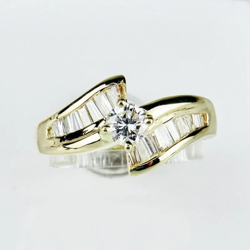 Bague halo - Solitaire en or jaune 18 carats et diamants made by 58 Facettes