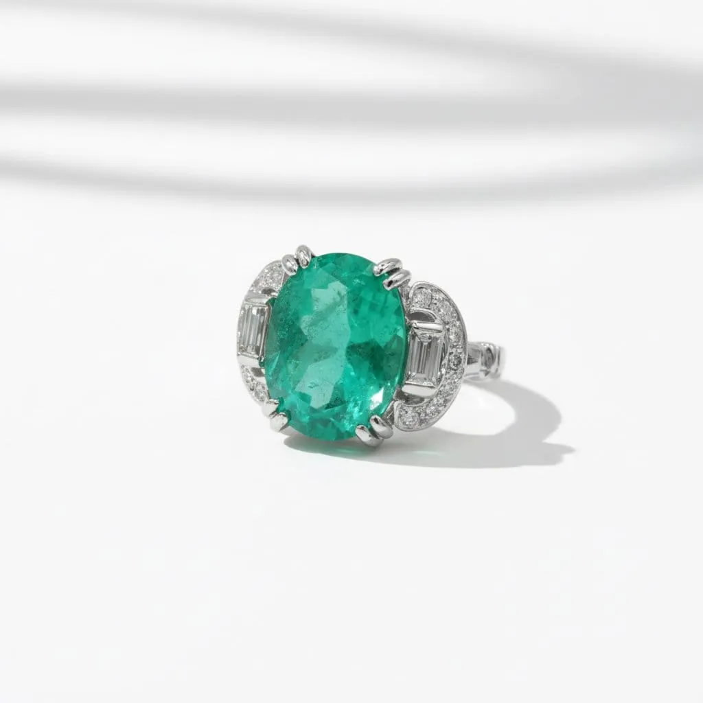 Bague en or blanc 18 carats à émeraude de Colombie 5,12 ct et diamants sold by 58 Facettes product image thumbnail 3