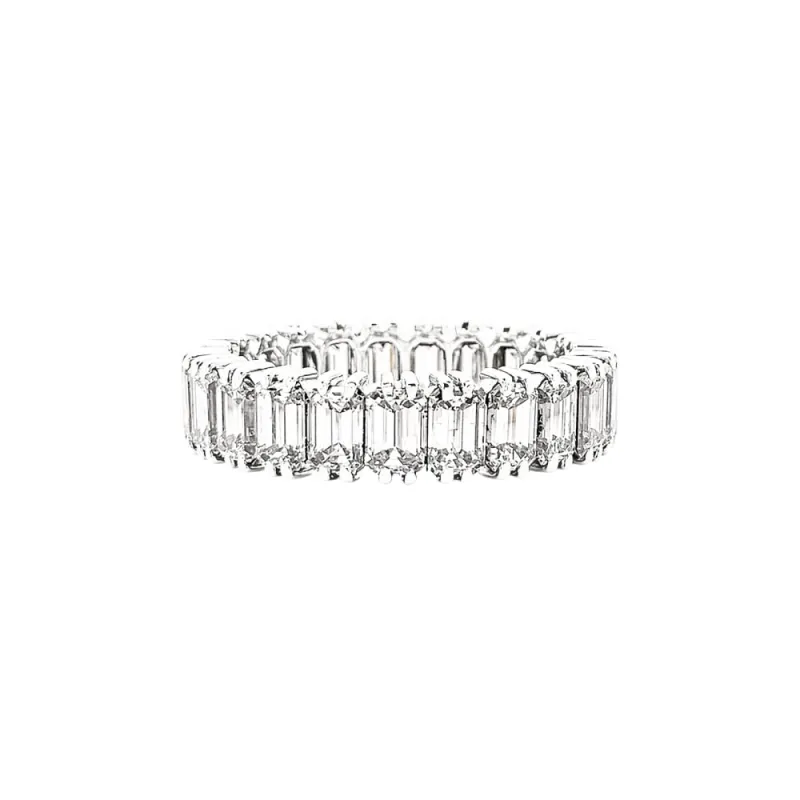 Bague alliance tour complet, platine et diamants taille émeraude. made by 58 Facettes