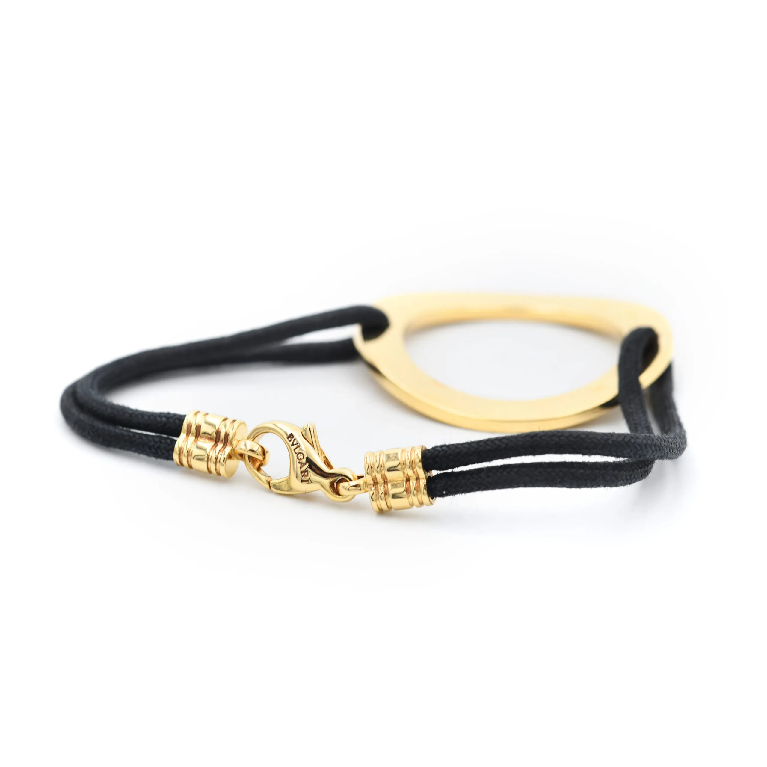 Bracelet Bulgari en or jaune avec cordon noir sold by 58 Facettes product image thumbnail 2