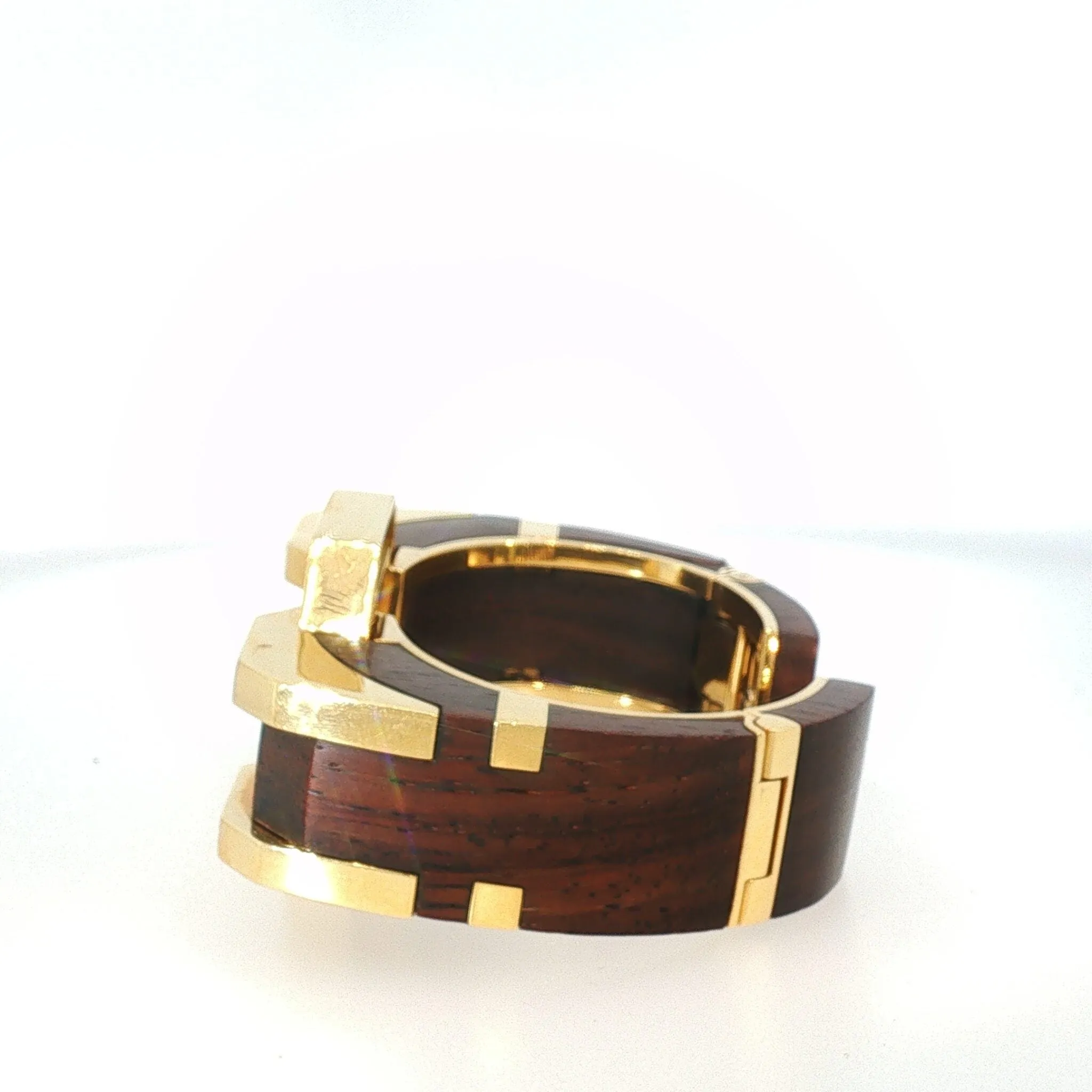 David Webb - Bracelet vintage en or jaune 18 K et bois cocobolo sold by 58 Facettes product image thumbnail 4