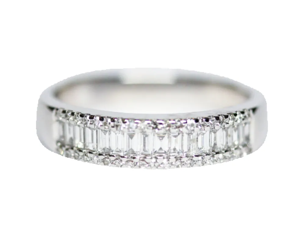 Alliance en or blanc 750 et diamants baguette made by 58 Facettes
