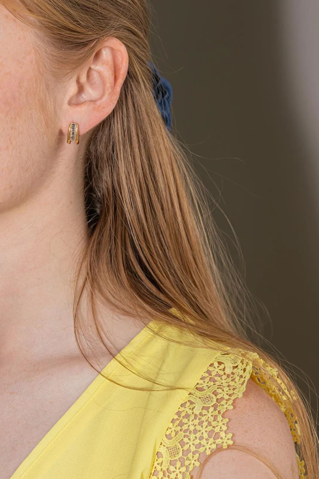 Boucles d'oreilles - Puces en or jaune diamants sold by 58 Facettes product image thumbnail 2