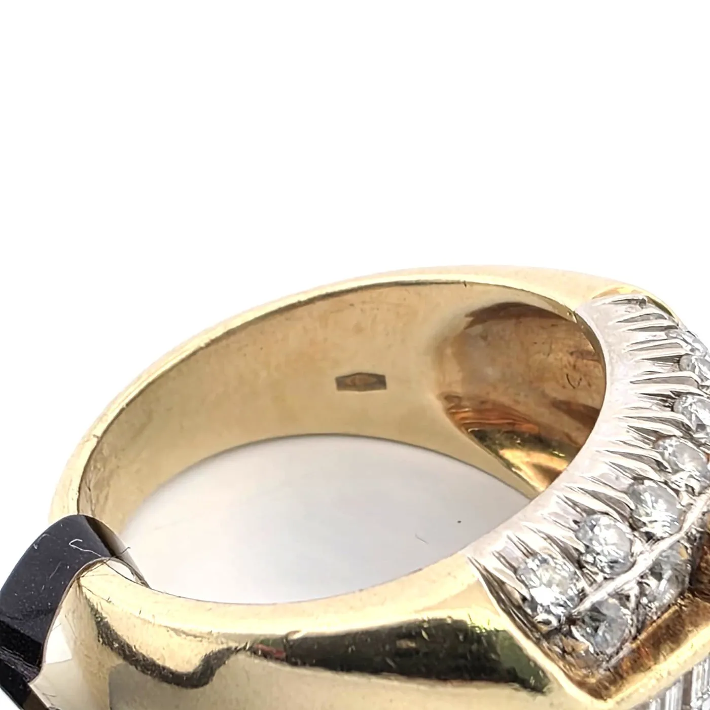 Bague en or jaune avec diamants et rubis central sold by 58 Facettes product image thumbnail 3