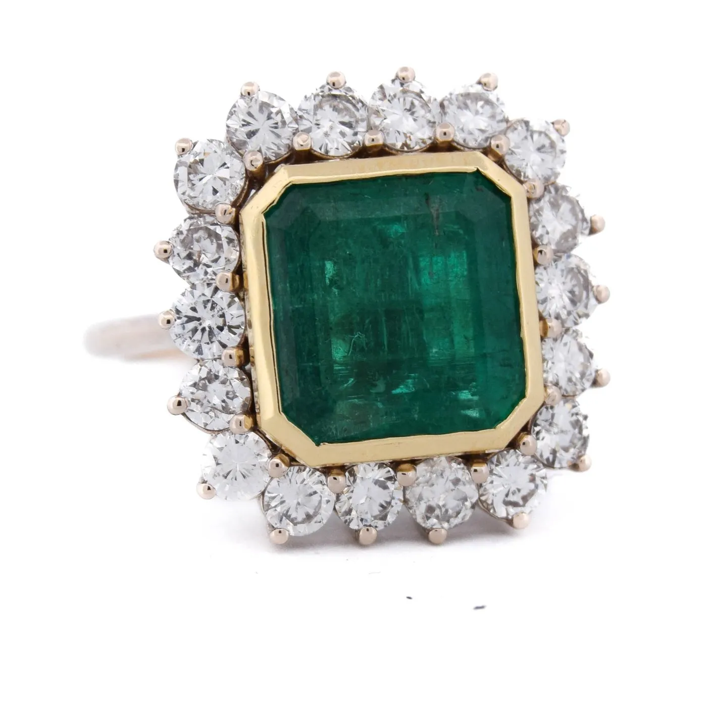 Bague vintage en or jaune 18 kt avec émeraude et diamants sold by 58 Facettes product image thumbnail 2
