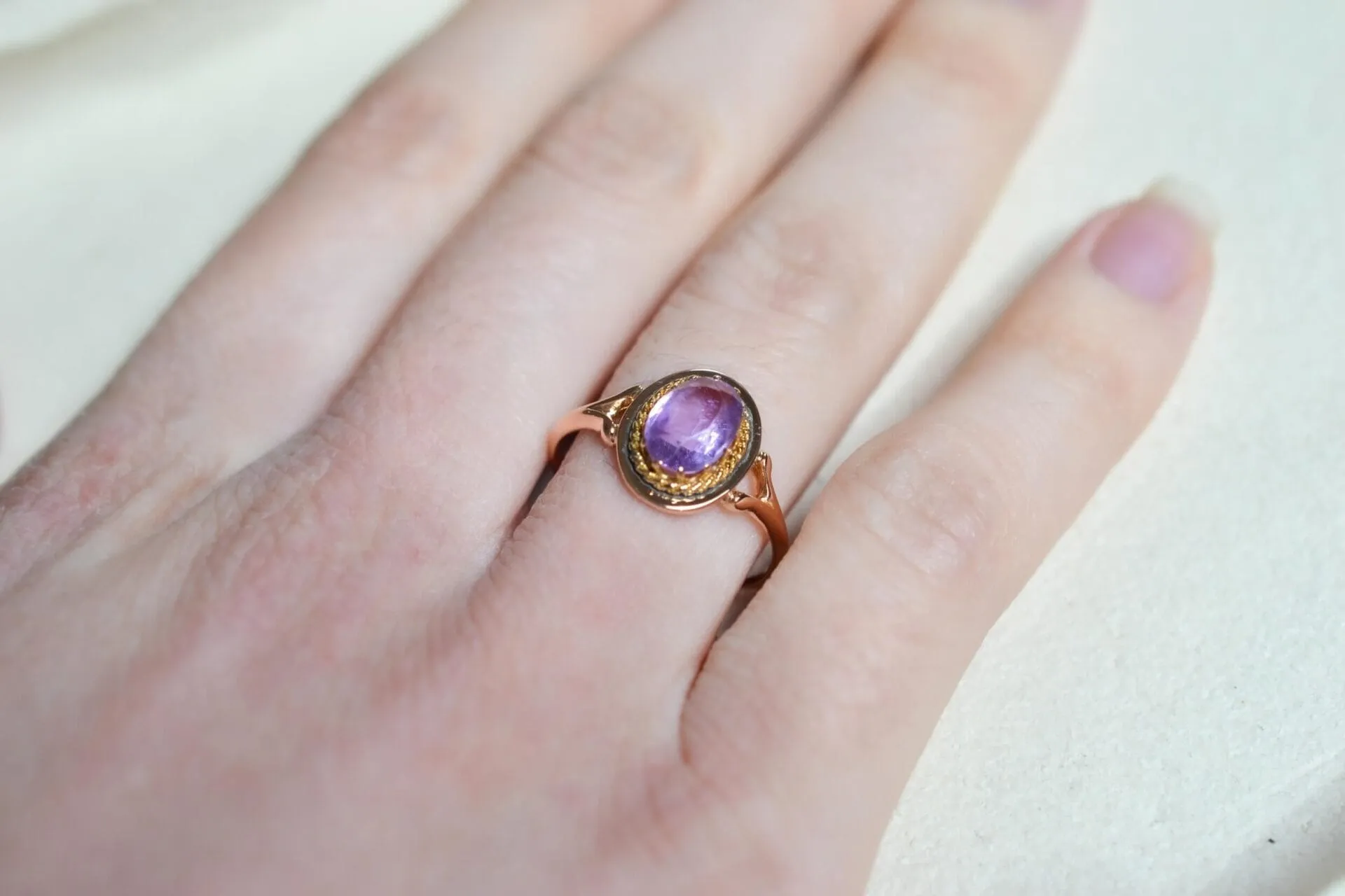 Bague améthyste en or rose 18 carats sold by 58 Facettes product image thumbnail 4
