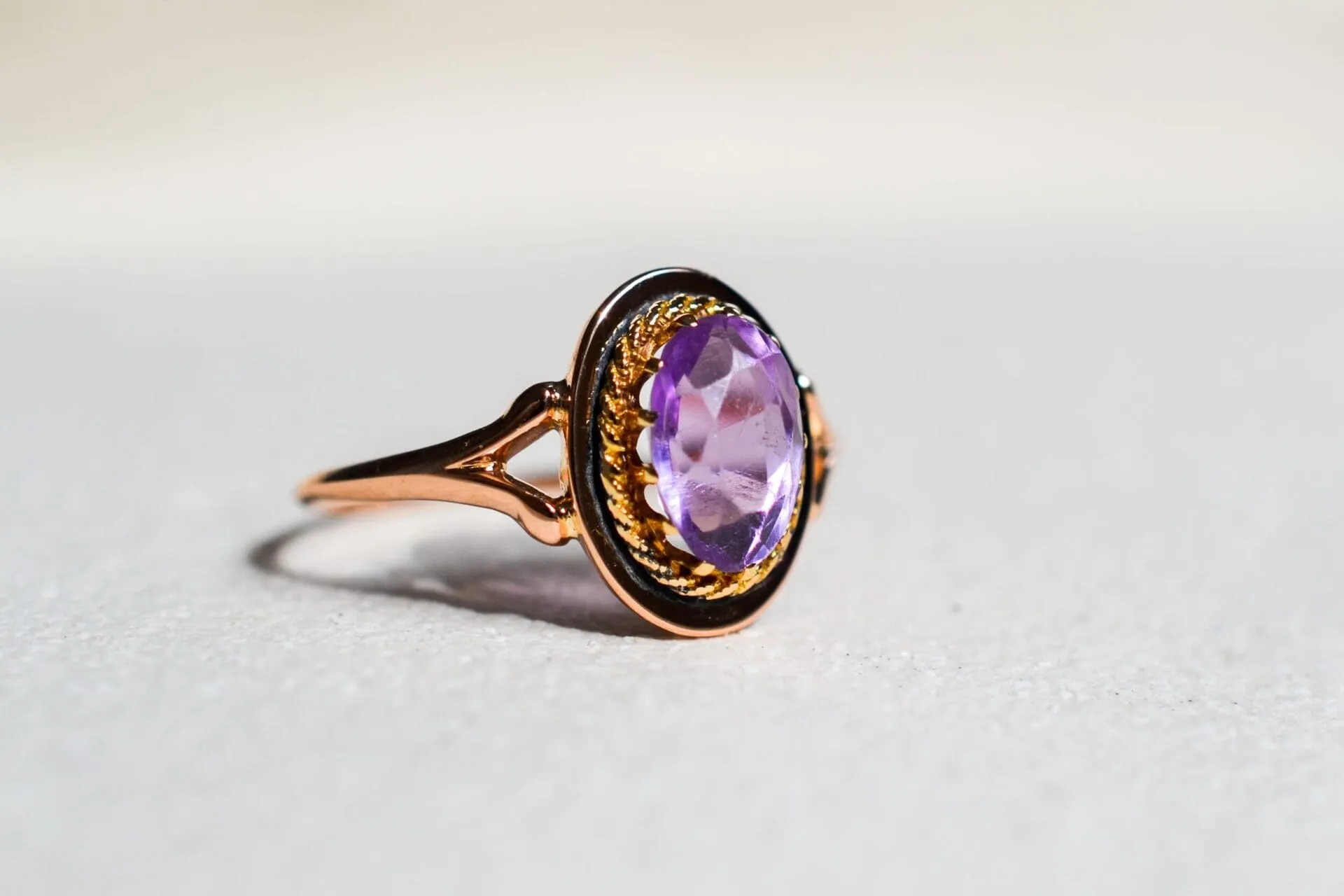 Bague améthyste en or rose 18 carats sold by 58 Facettes product image thumbnail 2