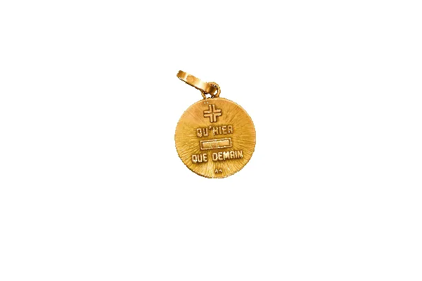 Augis - Médaille ronde en or jaune 18 carats sold by 58 Facettes
