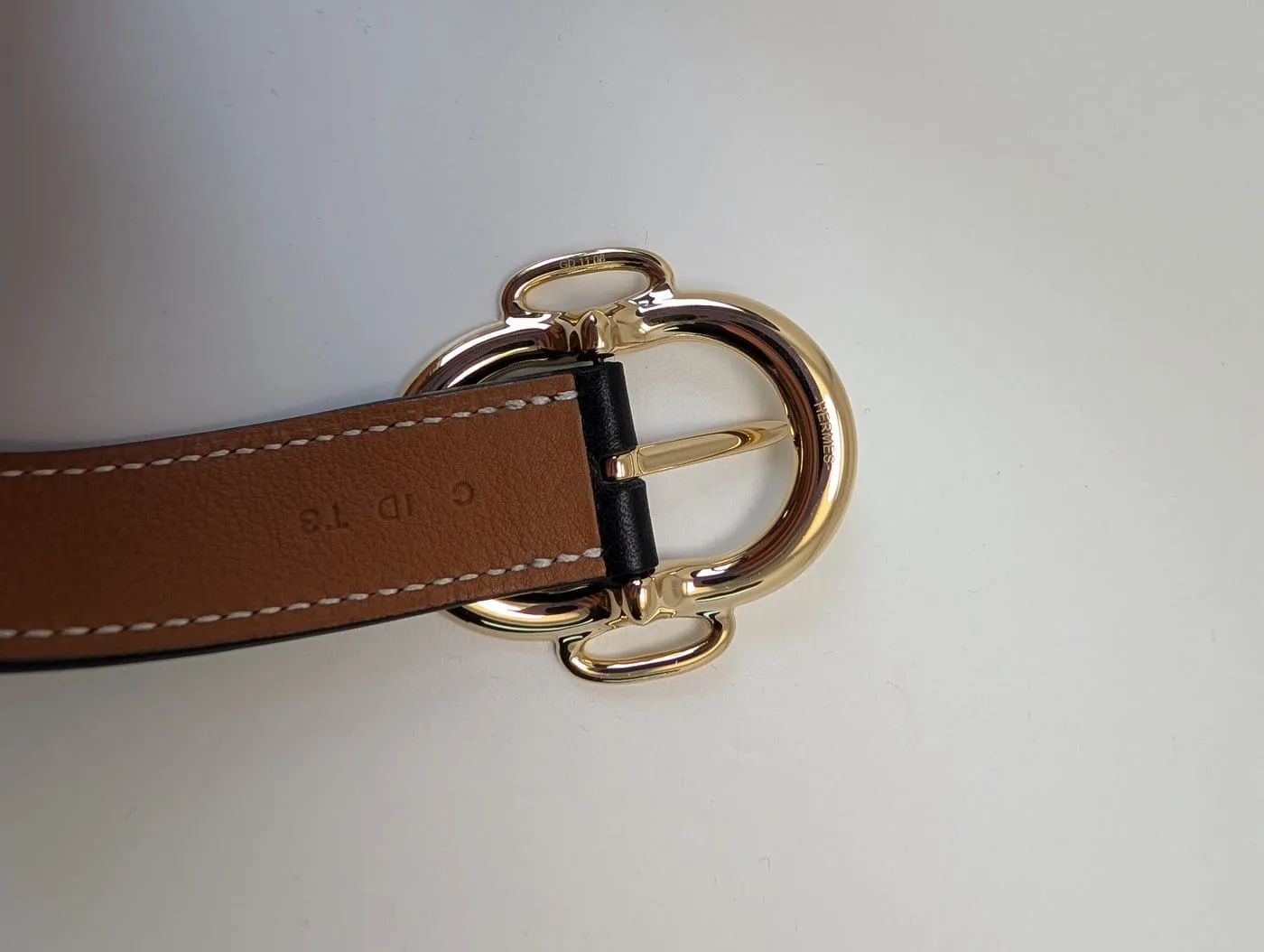 Hermès Bouclerie - Bracelet Double Tour en cuir et plaqué or sold by 58 Facettes product image thumbnail 5