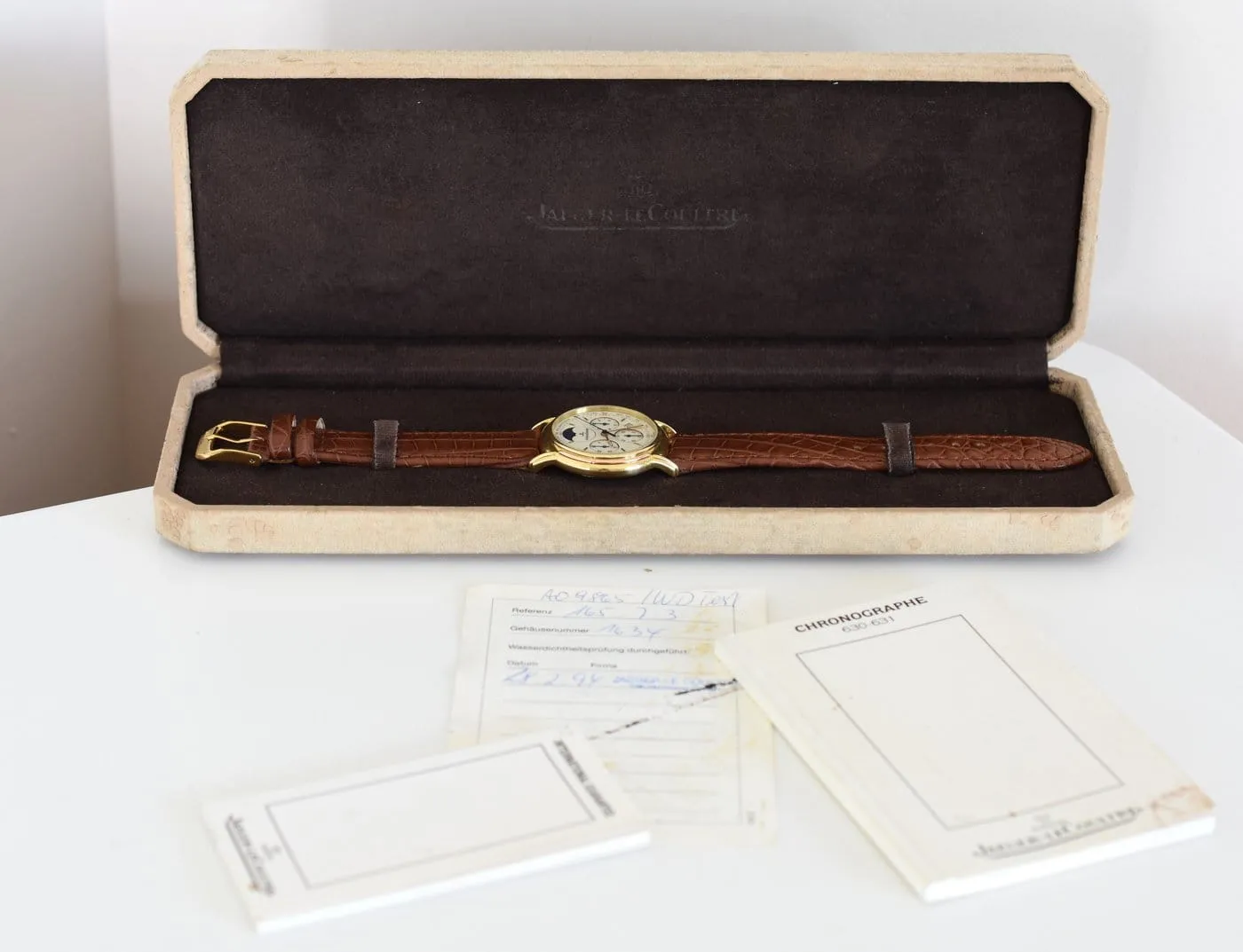 Jaeger-LeCoultre Odysseus - Montre chronographe phase de lune en or 18 carats sold by 58 Facettes product image thumbnail 3