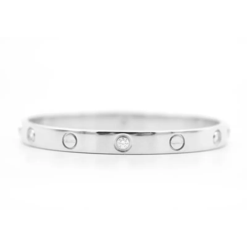 Cartier Love Small - Bracelet taille 16 en or blanc et diamants made by 58 Facettes