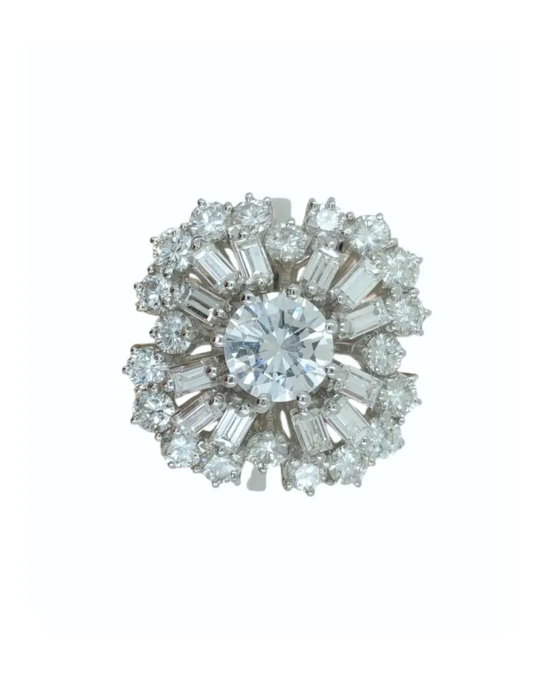 Bague en or blanc 18 kt avec diamants ronds et baguette sold by 58 Facettes product image thumbnail 3