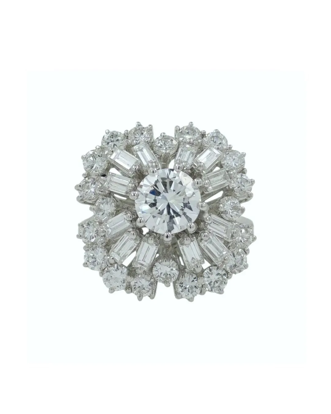 Bague en or blanc 18 kt avec diamants ronds et baguette sold by 58 Facettes