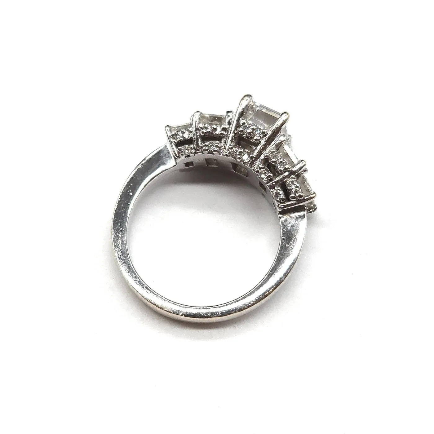 Bague en or blanc 18K et diamants sold by 58 Facettes product image thumbnail 4