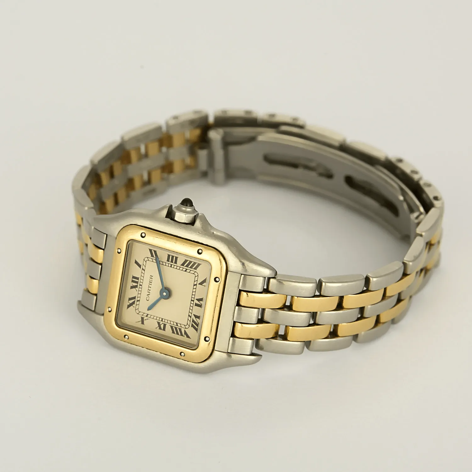 Cartier Montre Panthère sold by 58 Facettes product image thumbnail 3
