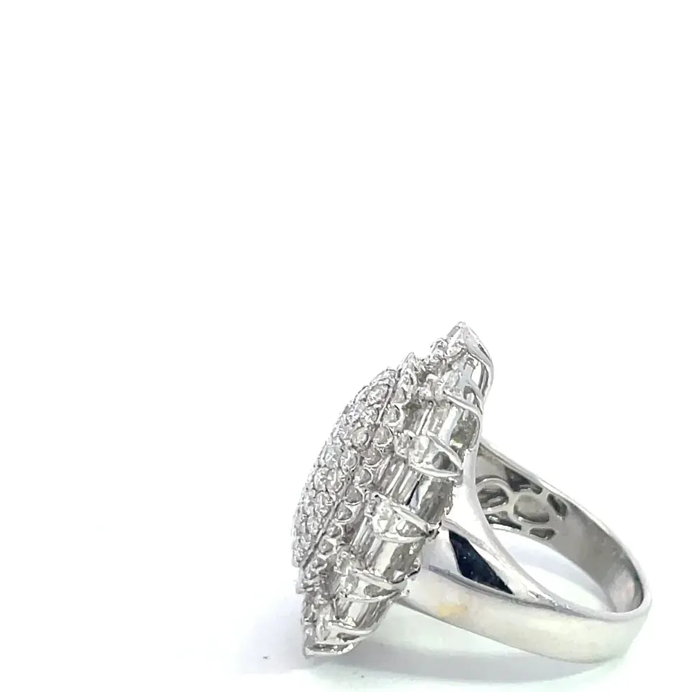 Bague cocktail en or blanc 18 carats et diamants sold by 58 Facettes product image thumbnail 4