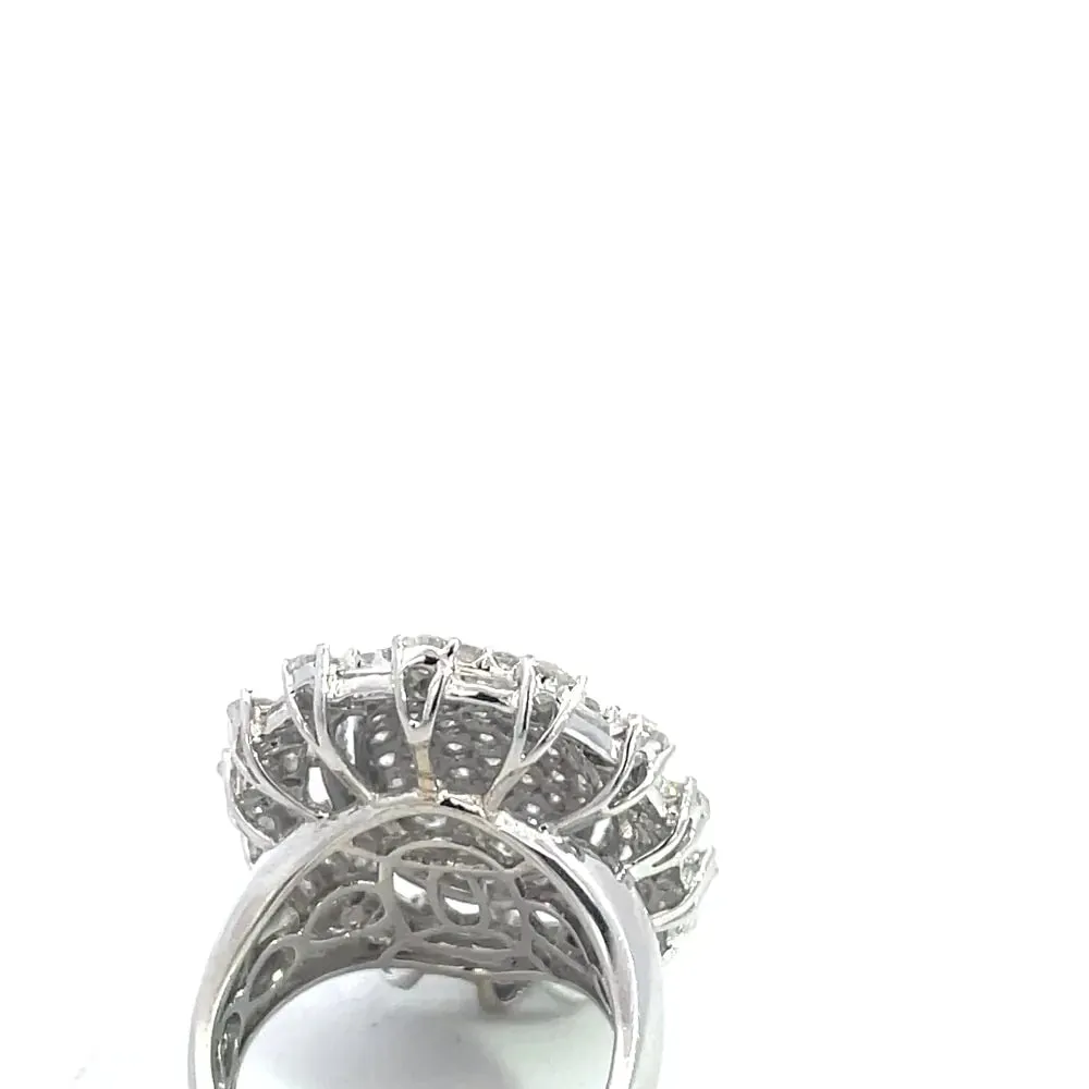 Bague cocktail en or blanc 18 carats et diamants sold by 58 Facettes product image thumbnail 2