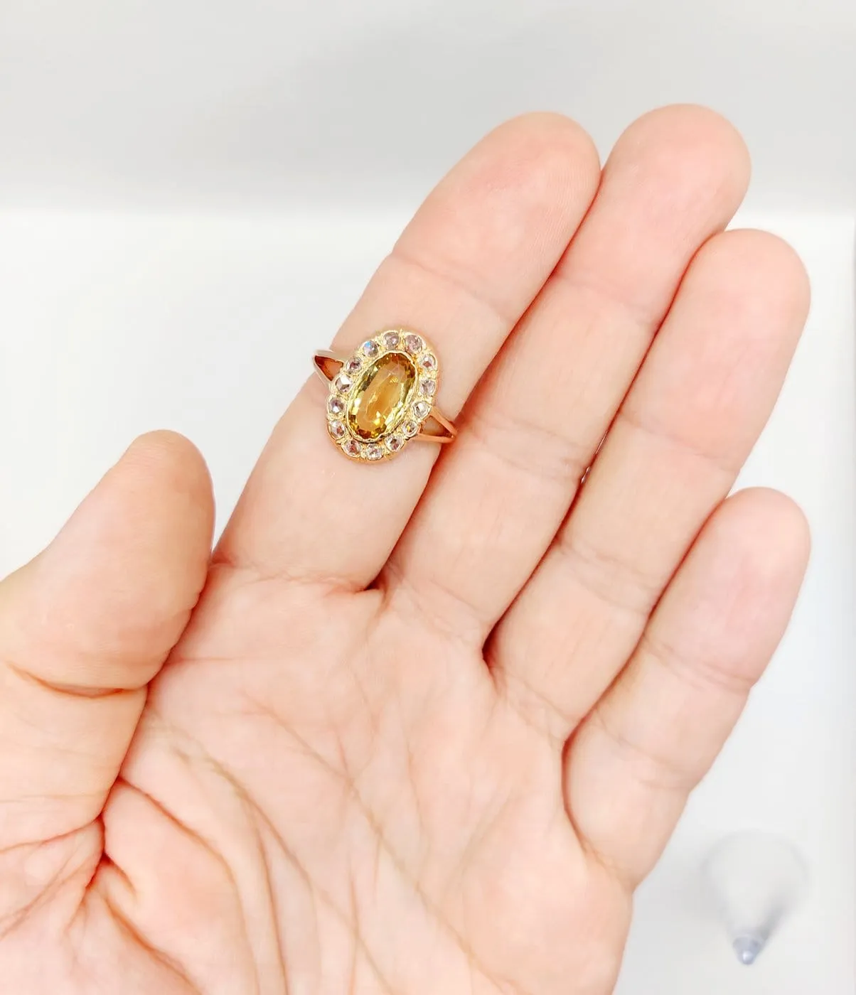 Bague antique en or rose 18k, citrine et diamants sold by 58 Facettes product image thumbnail 4