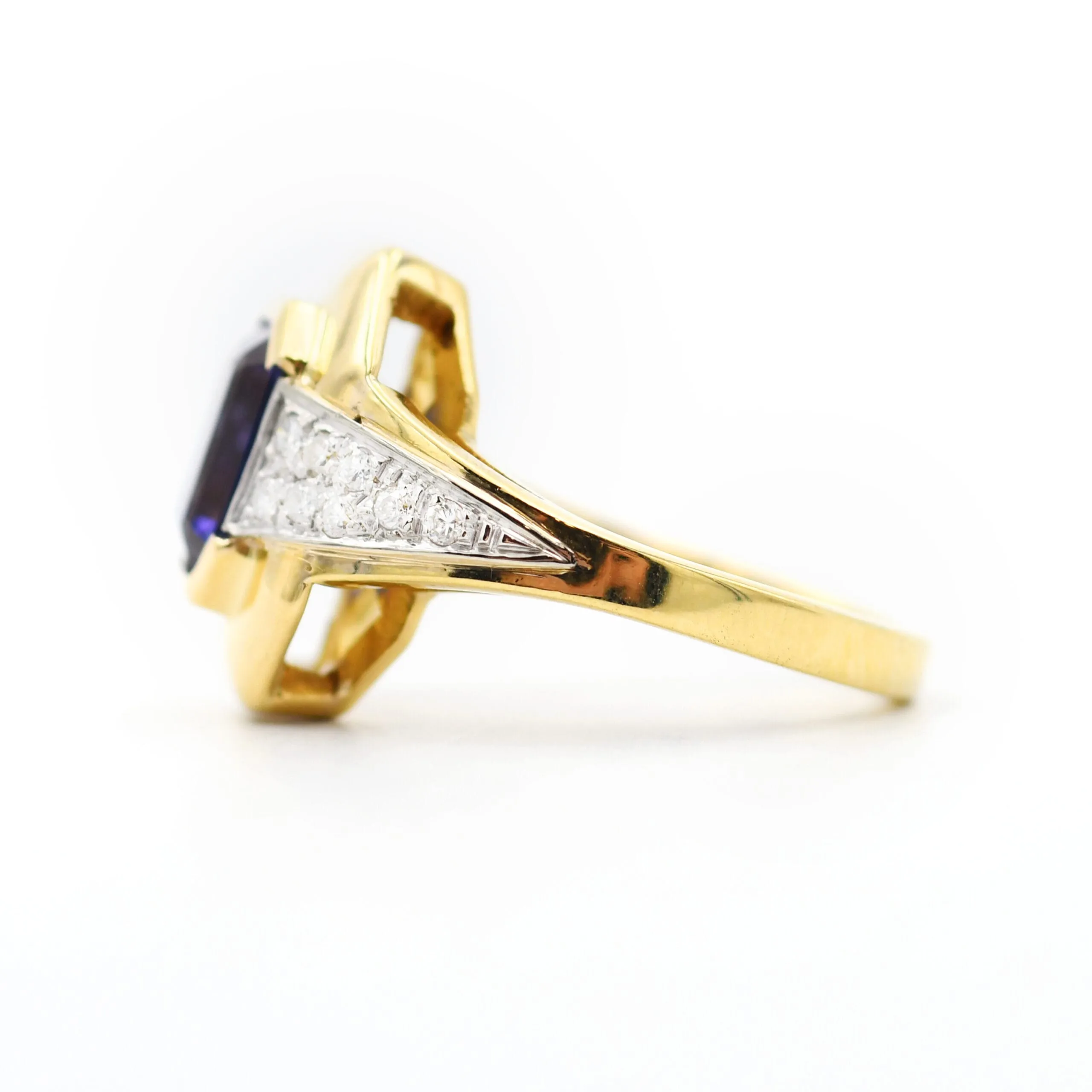 Bague en or jaune avec tanzanite 2,77 ct et diamants sold by 58 Facettes product image thumbnail 3