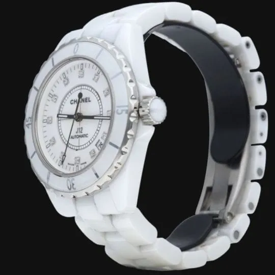 Chanel J12 - Montre 38 mm automatique en céramique sold by 58 Facettes product image thumbnail 3