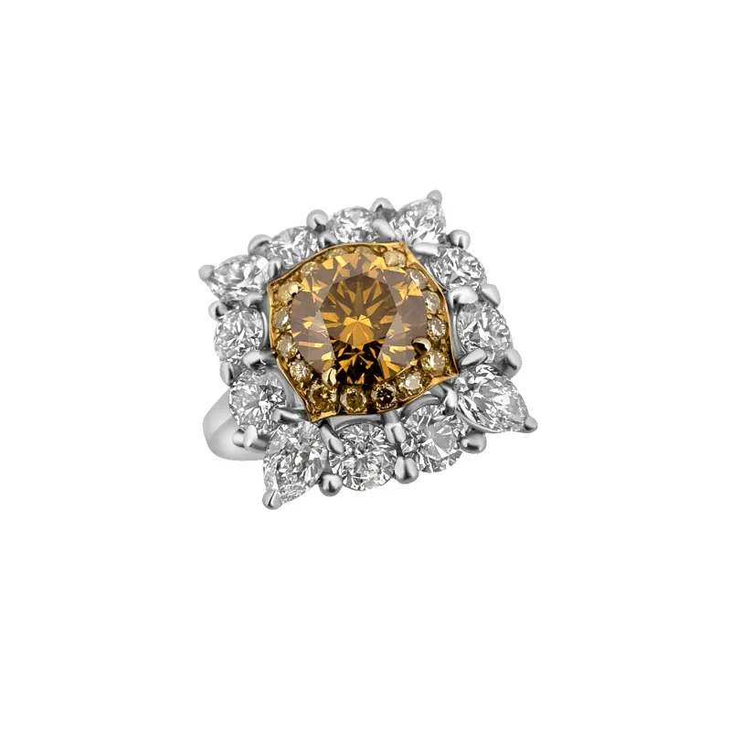 Bague diamant Fancy Deep jaune-orangé en platine, or 18 carats et diamants made by 58 Facettes