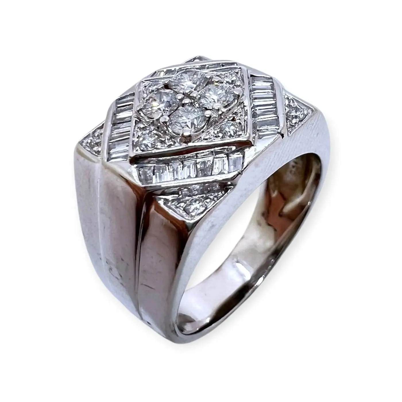 Bague chevalière en or blanc 750 et diamants sold by 58 Facettes product image thumbnail 3
