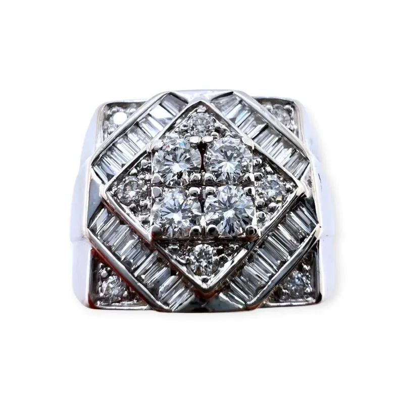 Bague chevalière en or blanc 750 et diamants made by 58 Facettes