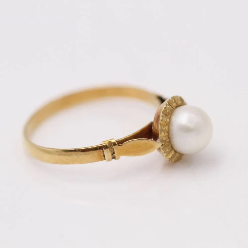 Bague en or avec perle sold by 58 Facettes product image thumbnail 3