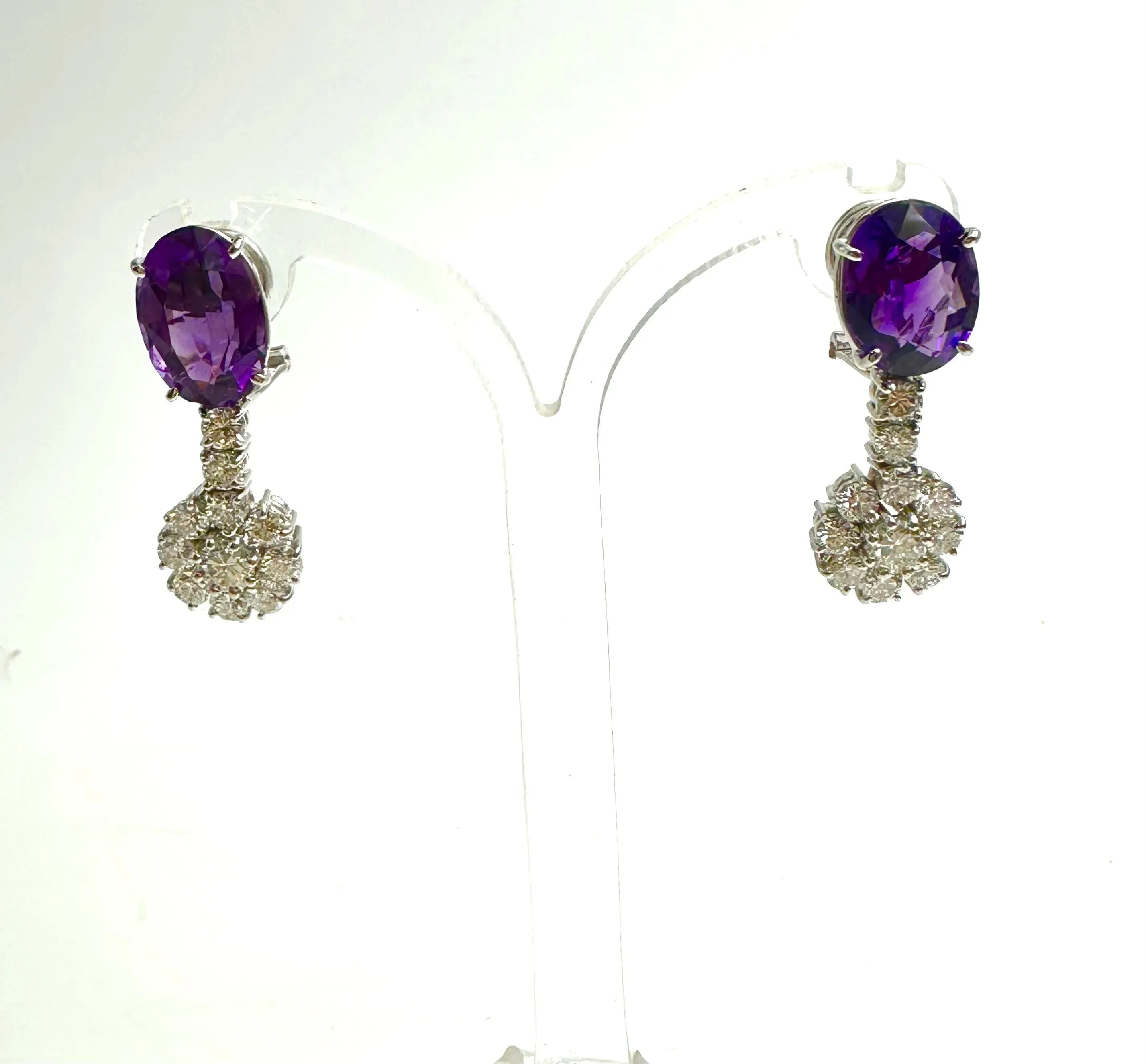 Drop earrings amethysts and brilliant-cut diamonds sold by 58 Facettes product image thumbnail 3