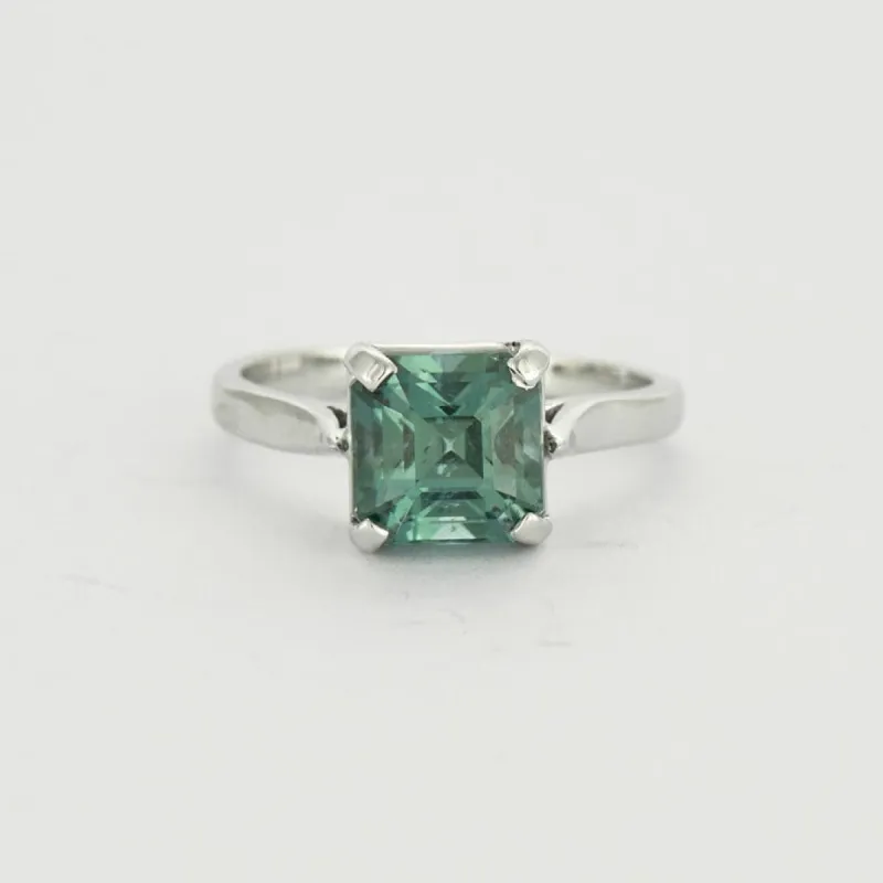 Bague or blanc et Tourmaline Bleue sold by 58 Facettes
