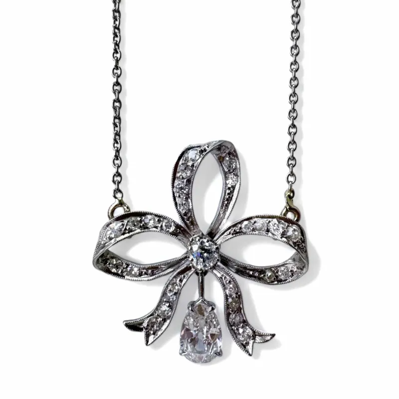 Collier ruban platine et diamants sold by 58 Facettes