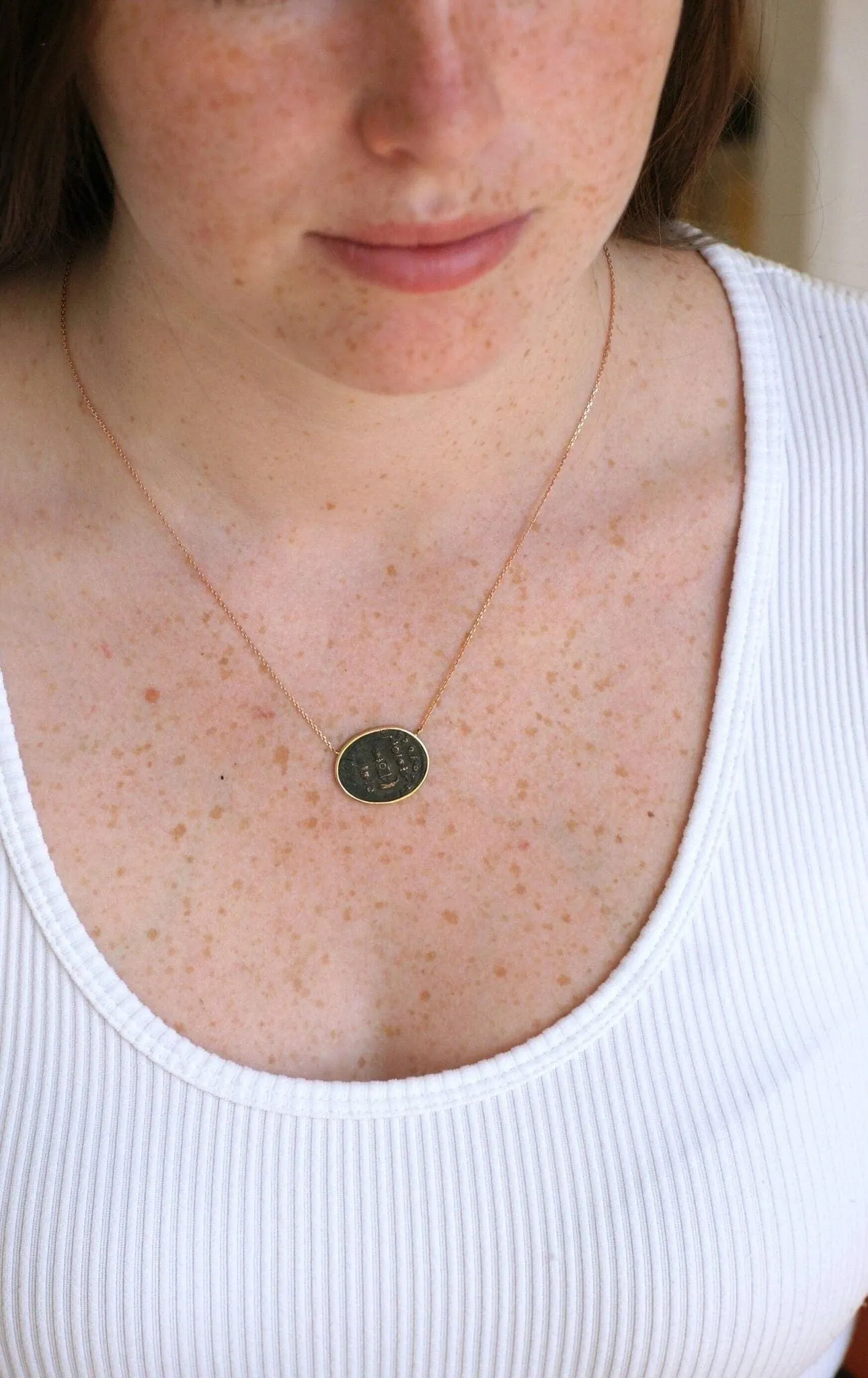 Collier pièce romaine Constance II sold by 58 Facettes product image thumbnail 2