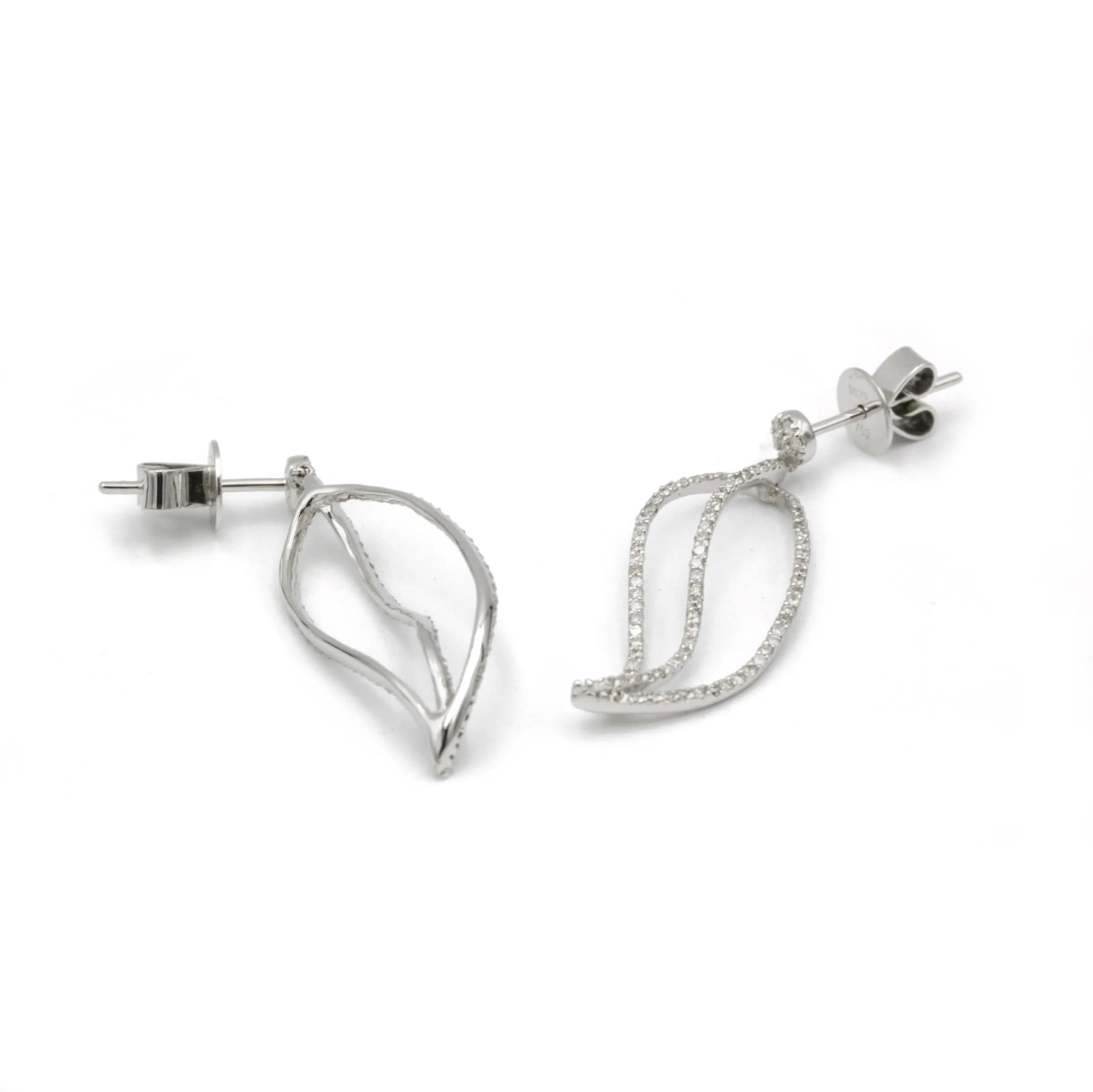 Boucles d'oreilles Or blanc Diamants sold by 58 Facettes product image thumbnail 2