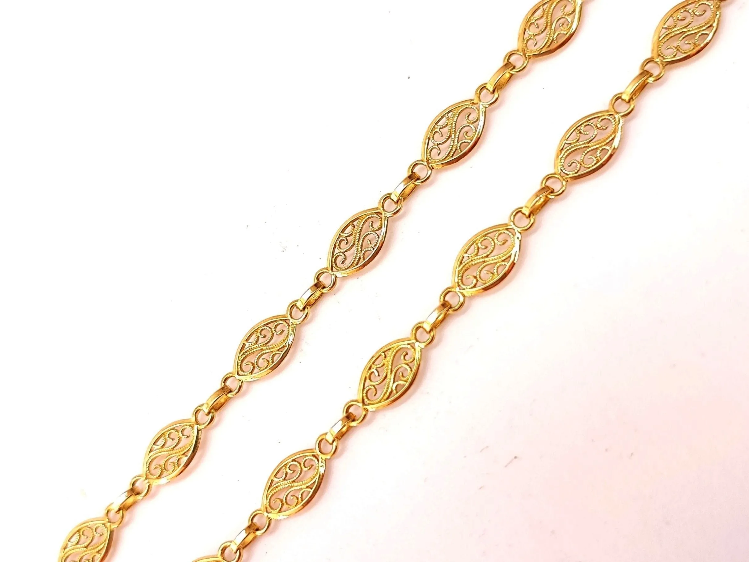 Collier sautoir filigrane sold by 58 Facettes product image thumbnail 5