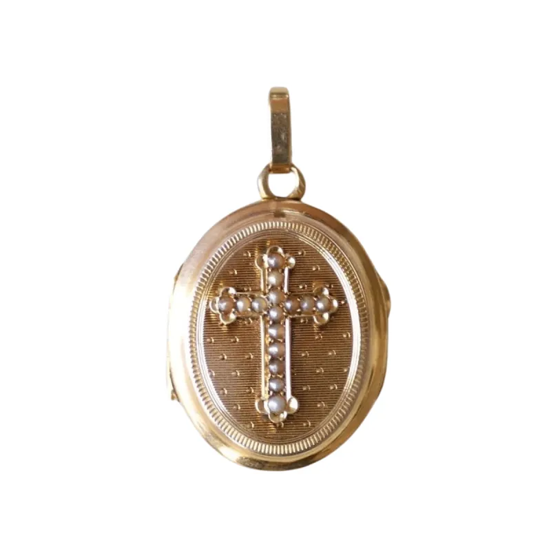 Médaillon ouvrant Or jaune et Perles sold by 58 Facettes
