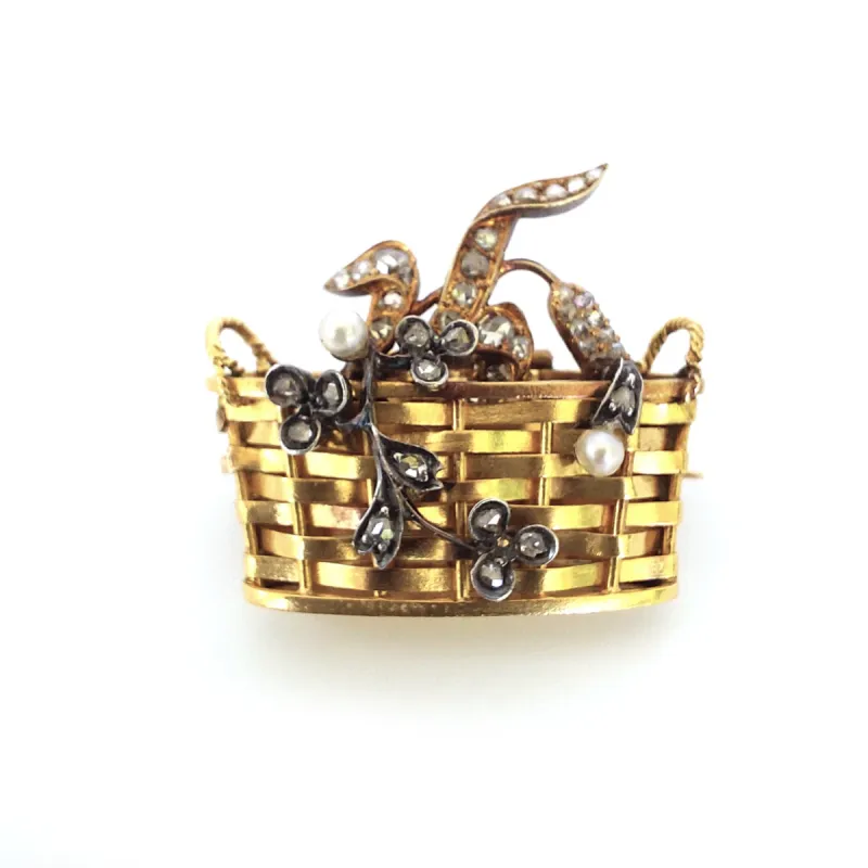 Broche Panier 19ème siècle diamants perles sold by 58 Facettes