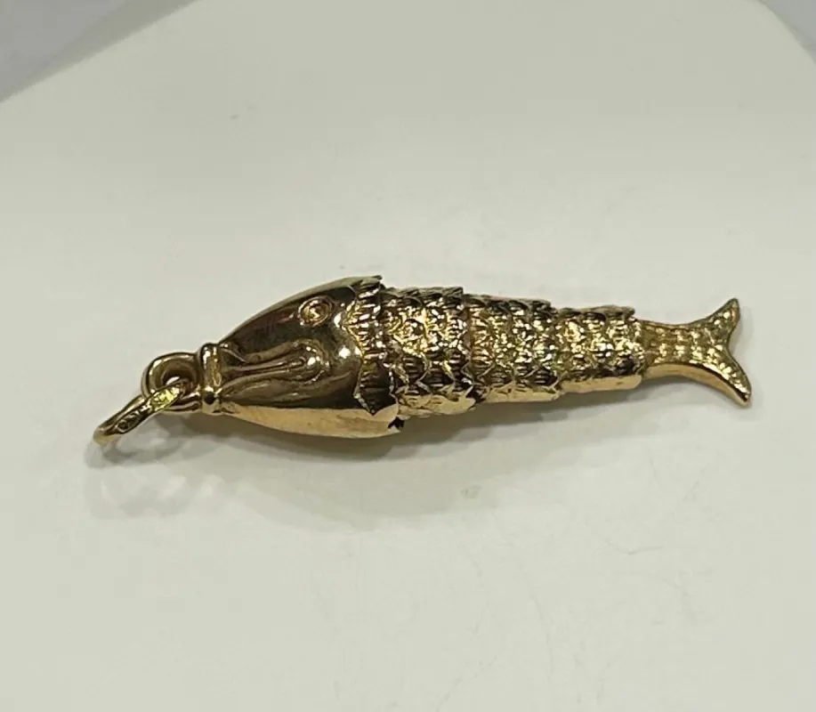 Pendentif poisson or jaune sold by 58 Facettes