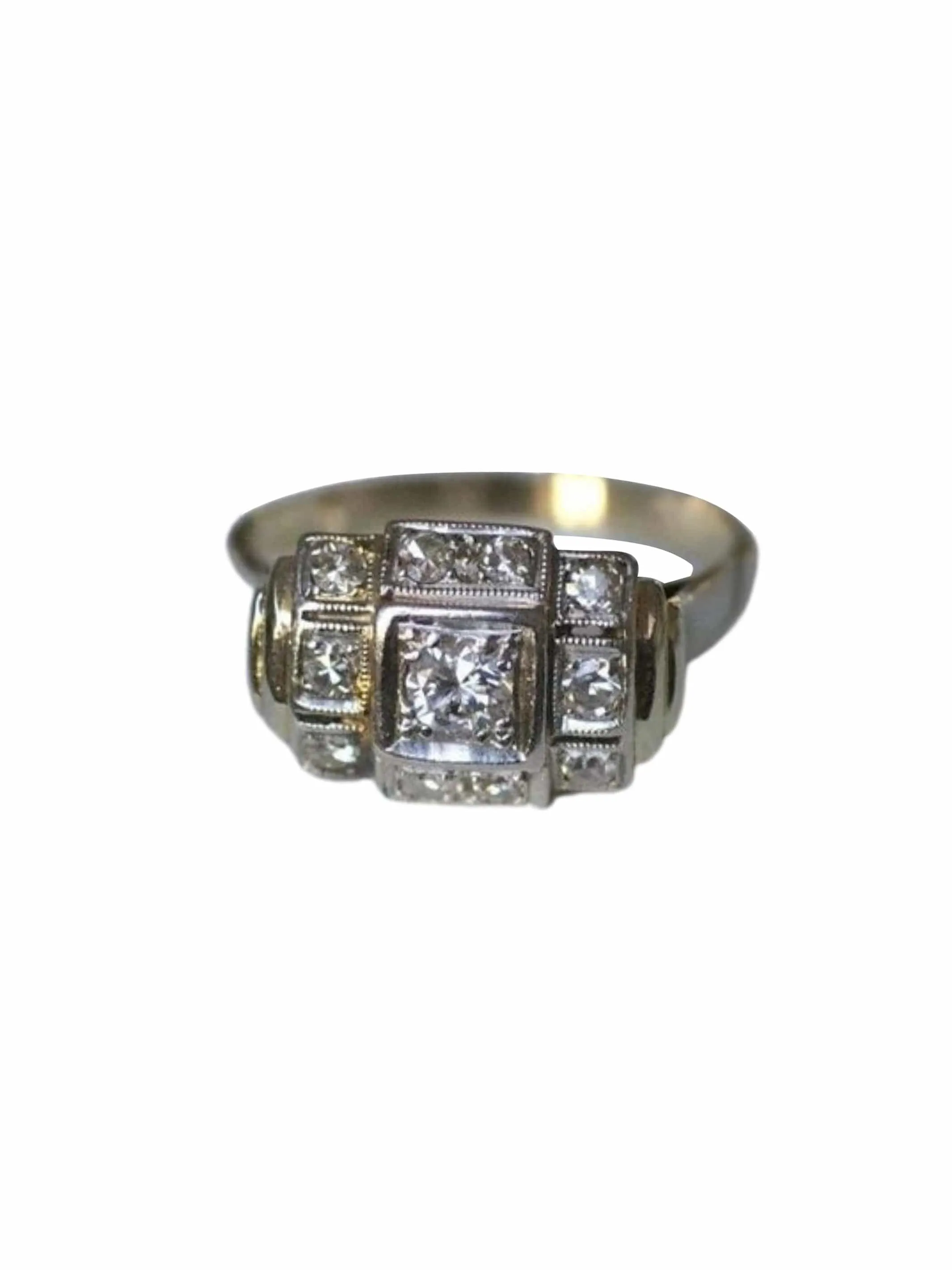 Bague Art Déco platine et diamants sold by 58 Facettes