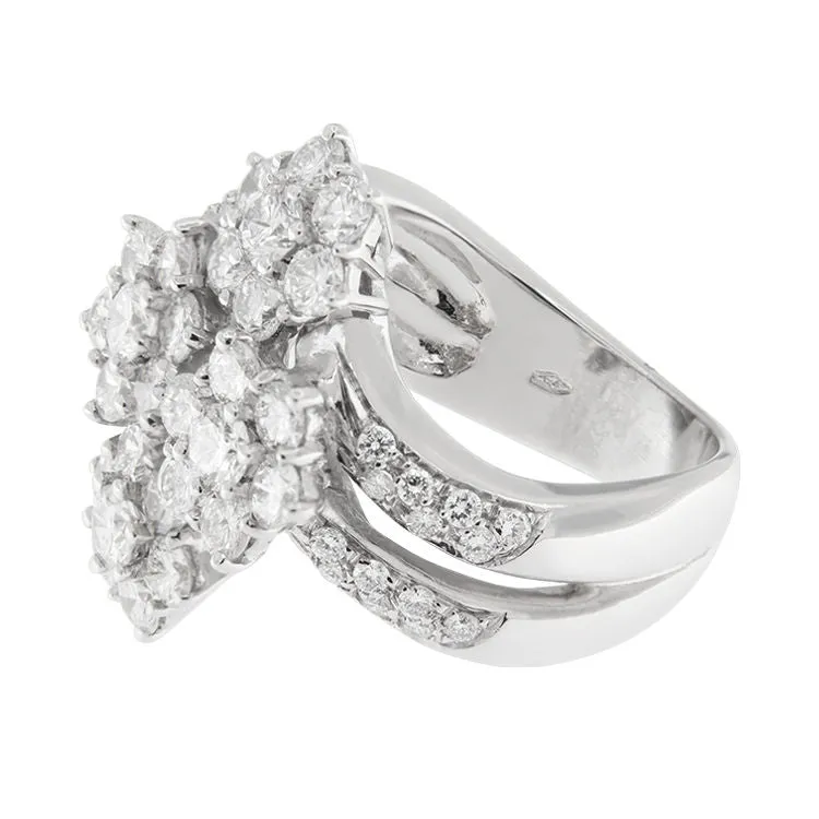 Bague en or blanc avec diamants de 3,48 ct sold by 58 Facettes product image thumbnail 4