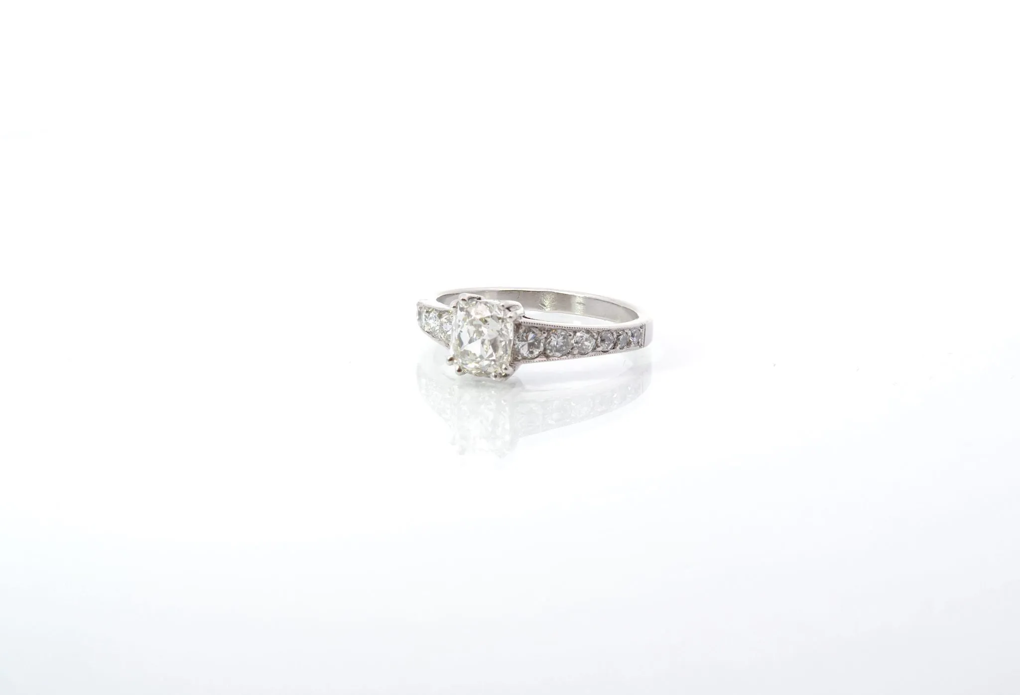 Bague diamant taille coussin sold by 58 Facettes product image thumbnail 4