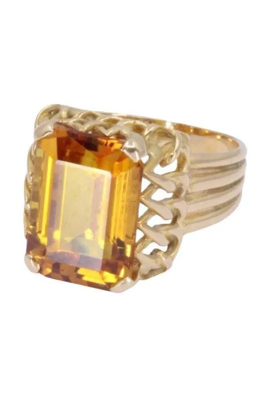 BAGUE ANCIENNE SAPHIR JAUNE sold by 58 Facettes