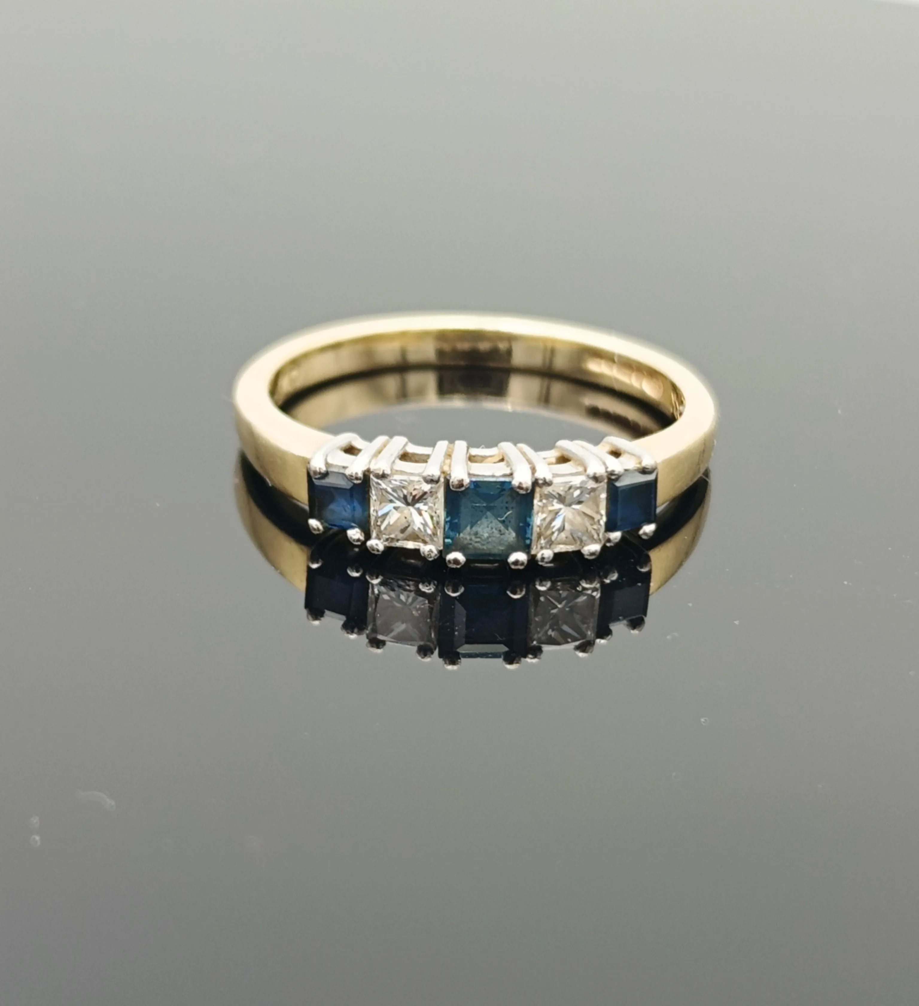 Bague vintage Saphirs Diamants taille princesse sold by 58 Facettes product image thumbnail 5