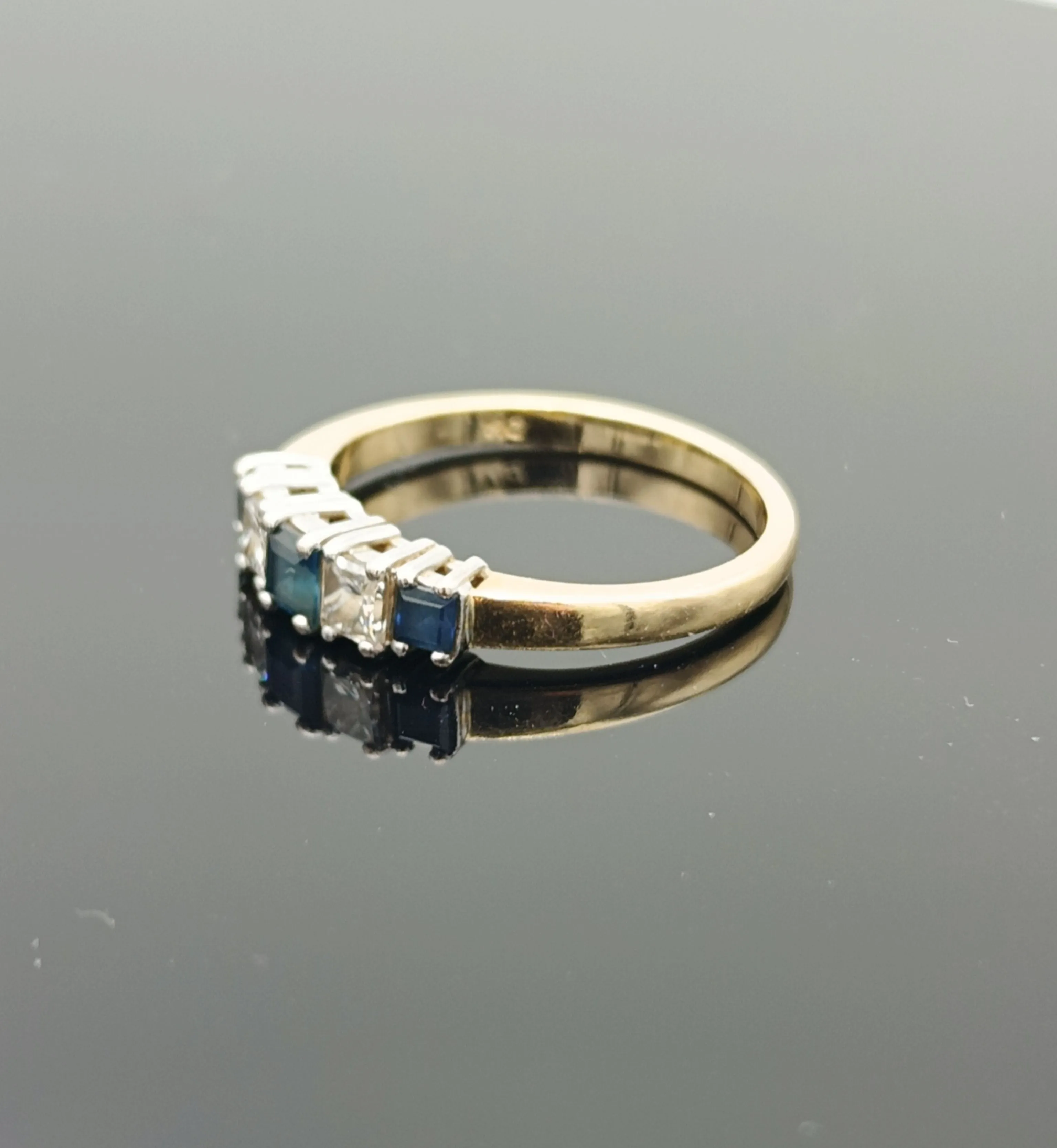 Bague vintage Saphirs Diamants taille princesse sold by 58 Facettes product image thumbnail 3