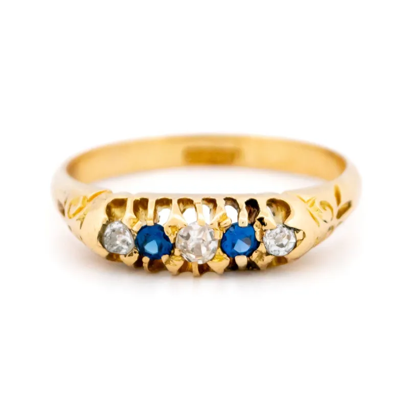Bague rangée de diamants et saphirs sold by 58 Facettes
