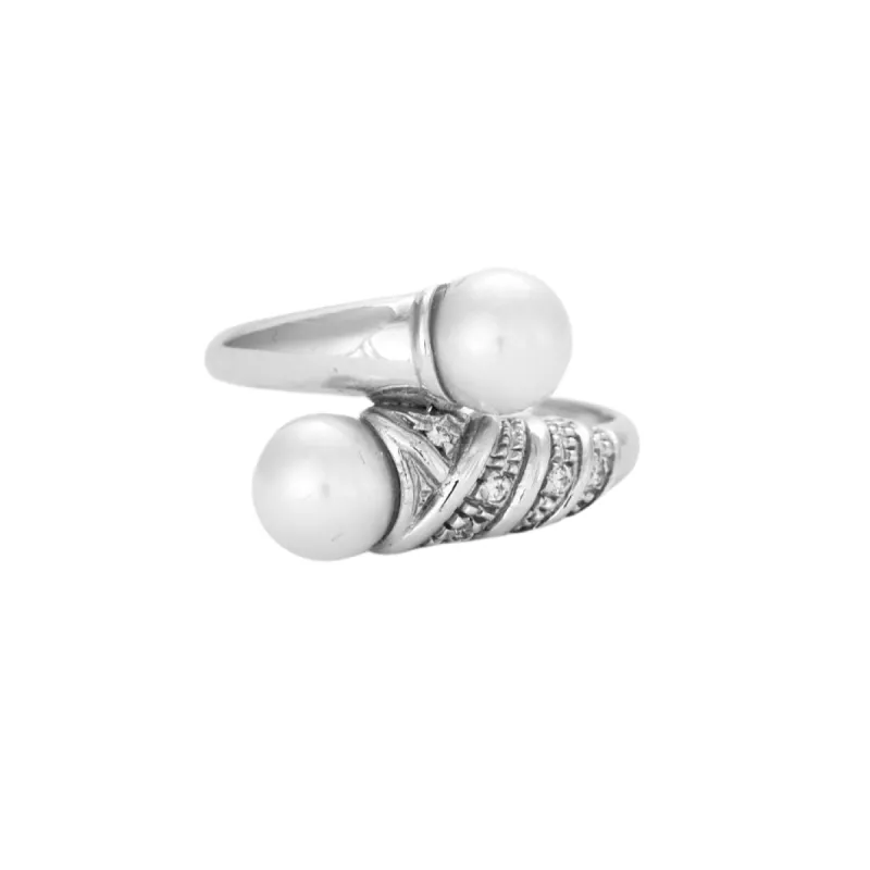 Bague Toi et Moi diamants et perles sold by 58 Facettes