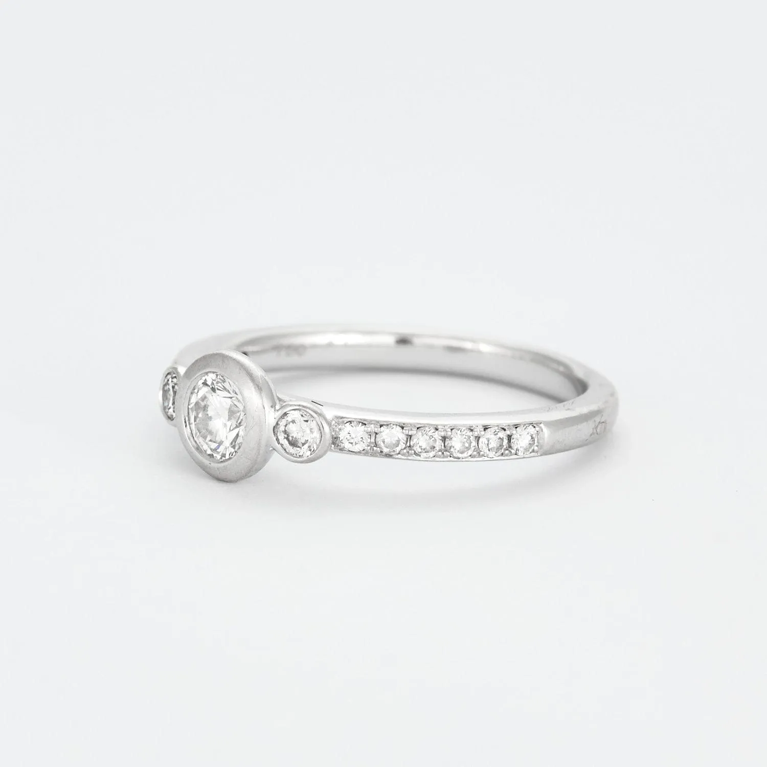 DIDIER GUERIN - Bague or gris et diamants sold by 58 Facettes product image thumbnail 4