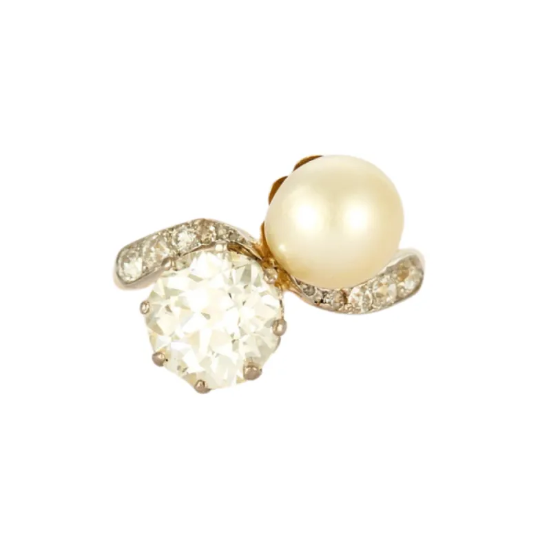 Bague Toi et Moi or jaune et gris perle et diamants sold by 58 Facettes