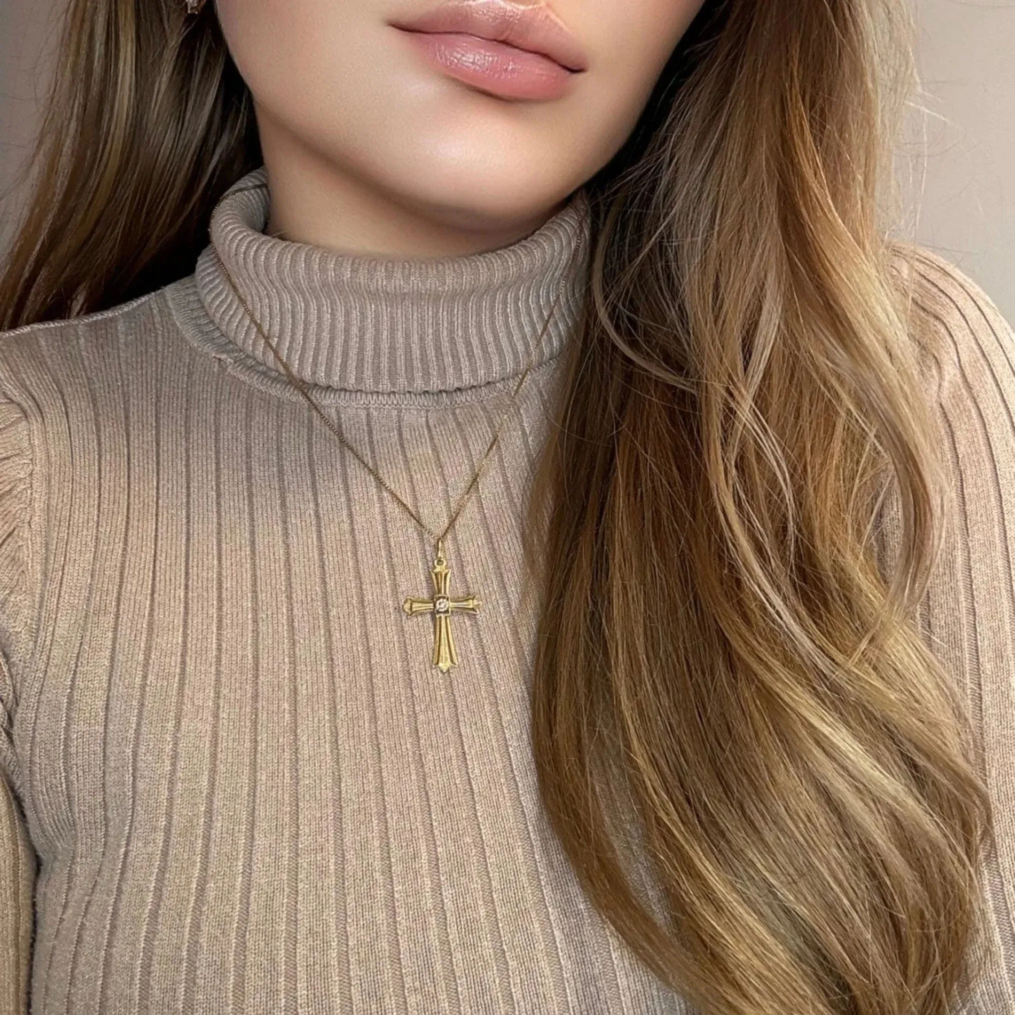 Pendentif Croix Or Jaune 18 k sold by 58 Facettes product image thumbnail 2